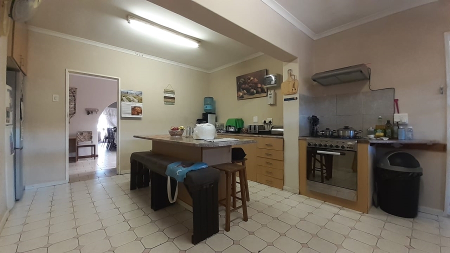 4 Bedroom Property for Sale in Wetton Western Cape